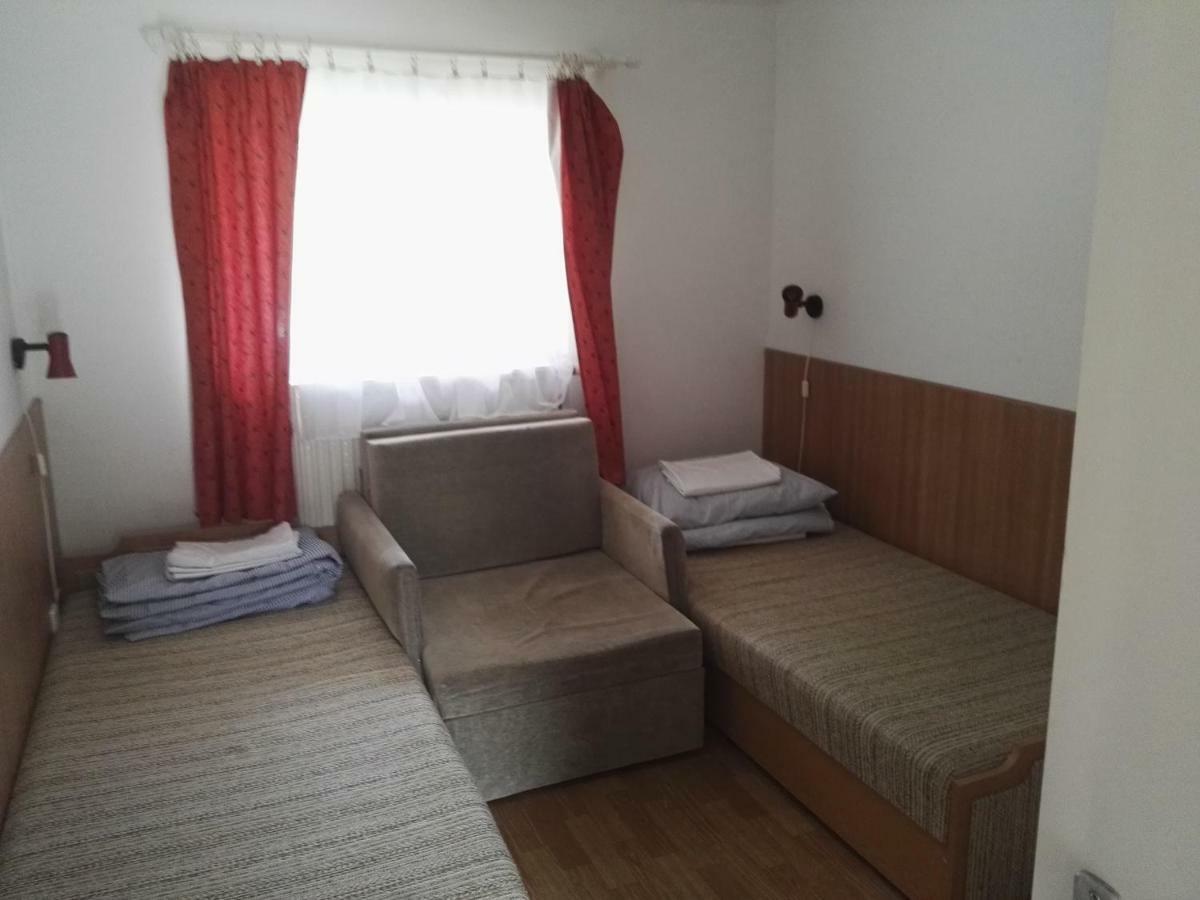 Vadasa Motel Es Etterem Hegyhatszentjakab Exterior photo